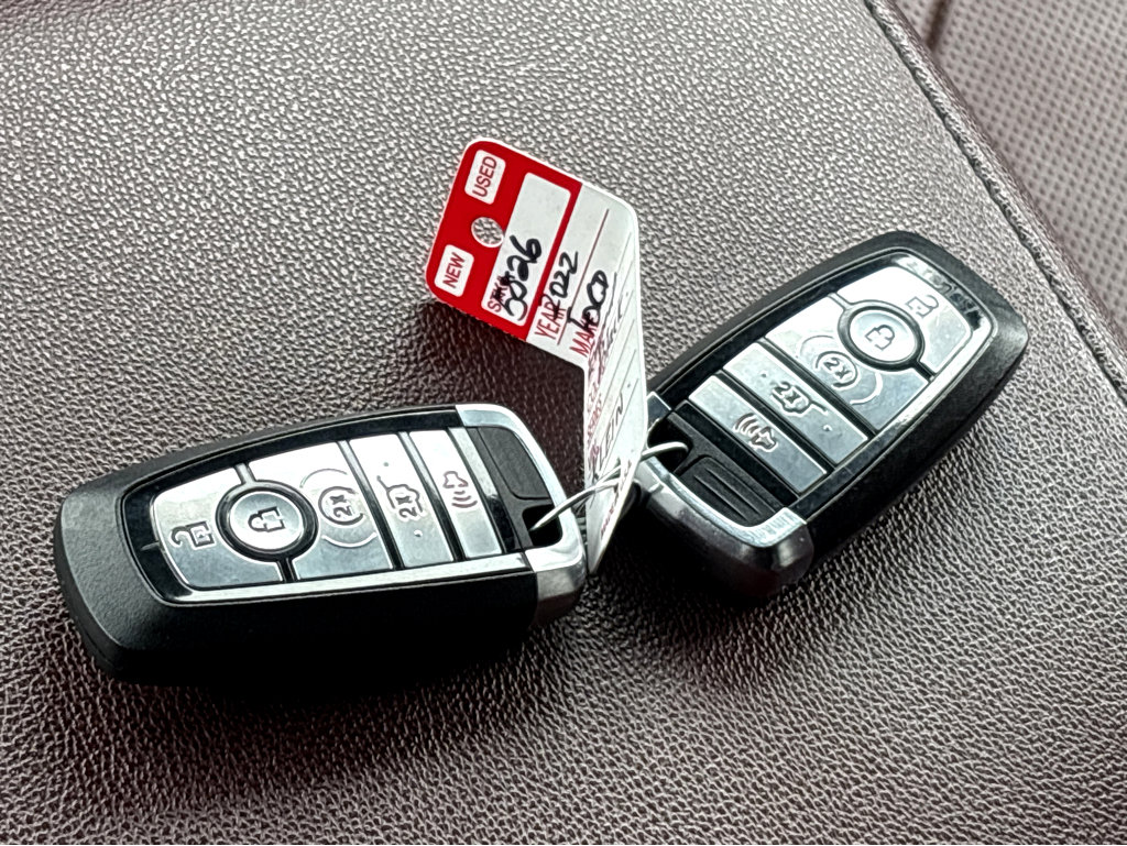 Used 2022 Ford Expedition Max Limited image 31