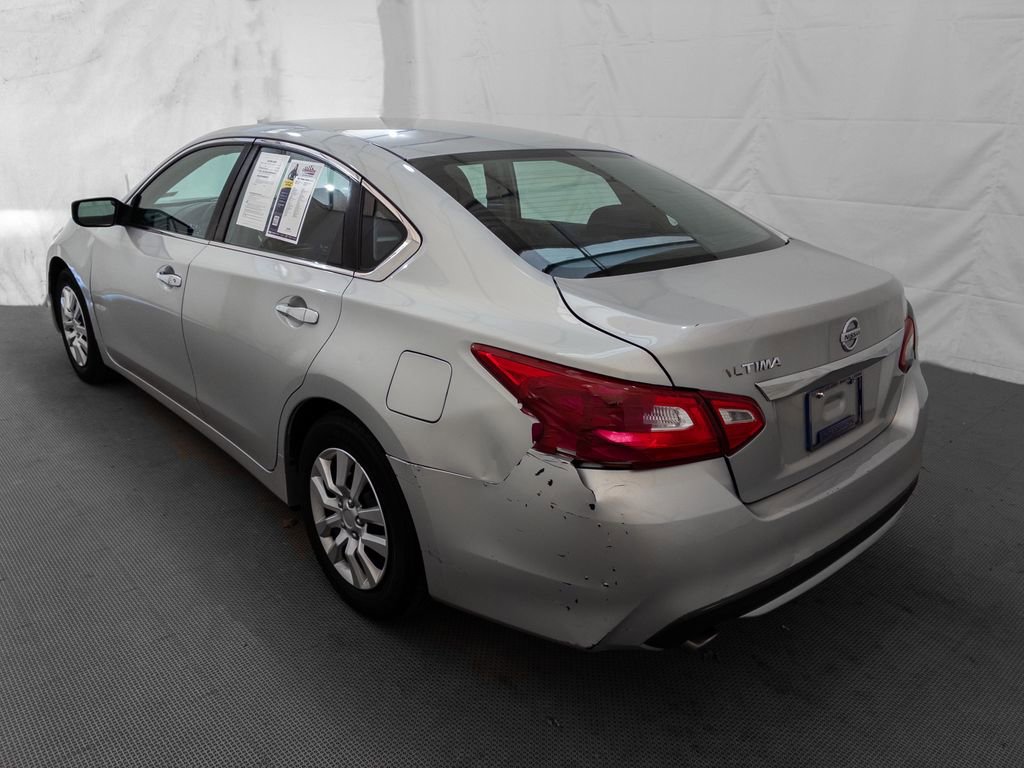 Used 2017 Nissan Altima 2.5 S w/ Power Driver Seat Package image 4