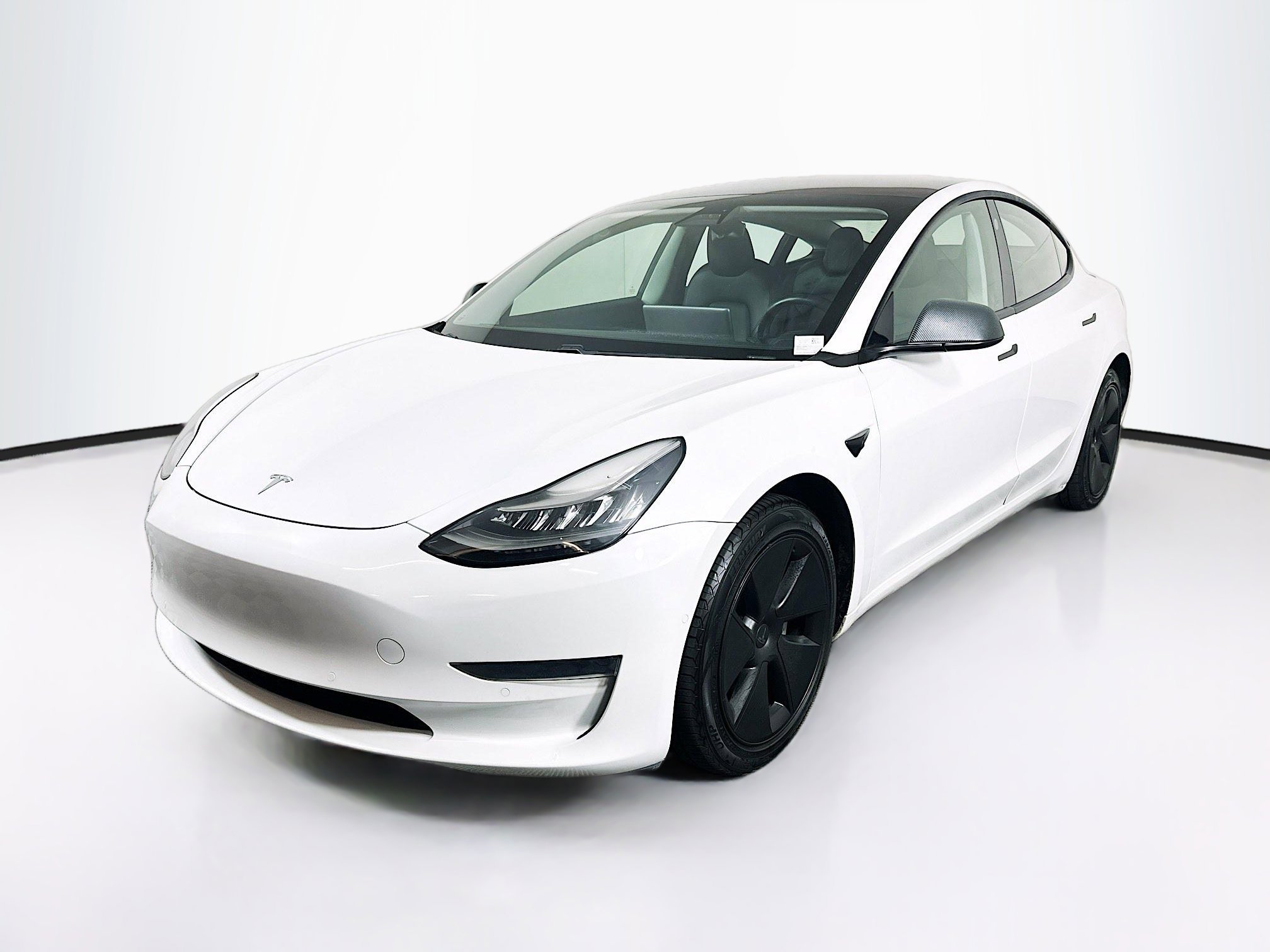 Used 2021 Tesla Model 3 Standard Range Plus RWD image 3