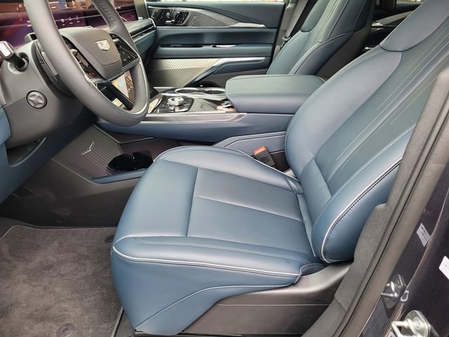 New 2025 Cadillac Escalade IQ Sport 2 w/ LPO, ONYX Package image 17