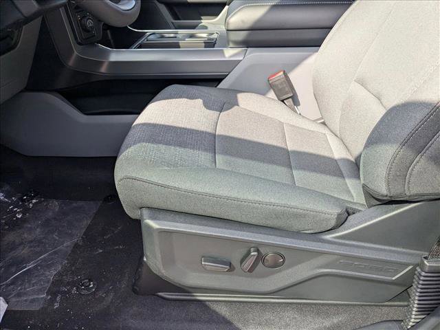 New 2026 Ford F150 XLT w/ Equipment Group 302A MID video 4