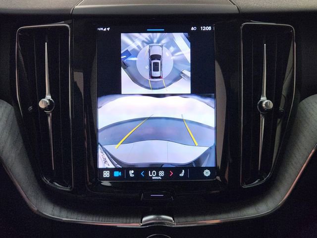 New 2025 Volvo XC60 B5 Plus w/ Climate Package image 18
