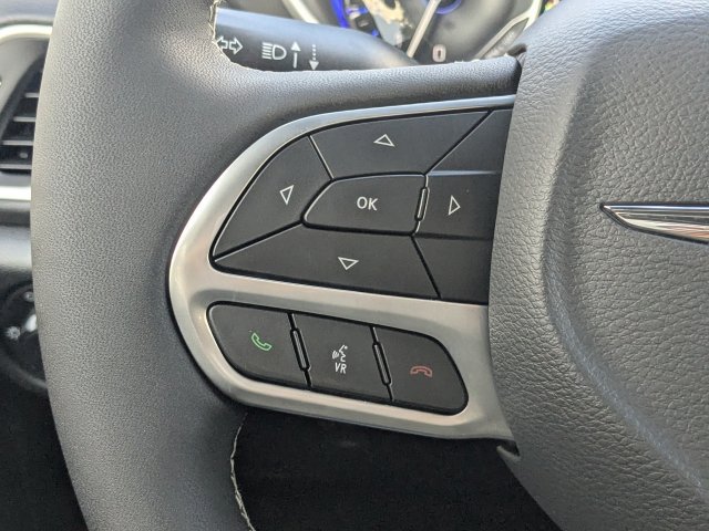 New 2026 Chrysler Voyager LX FWD image 25