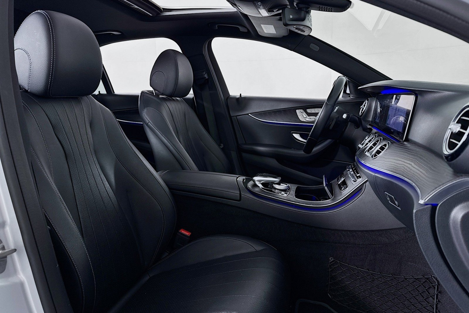 Certified 2020 Mercedes-Benz E 350 Sedan w/ Premium Package image 7