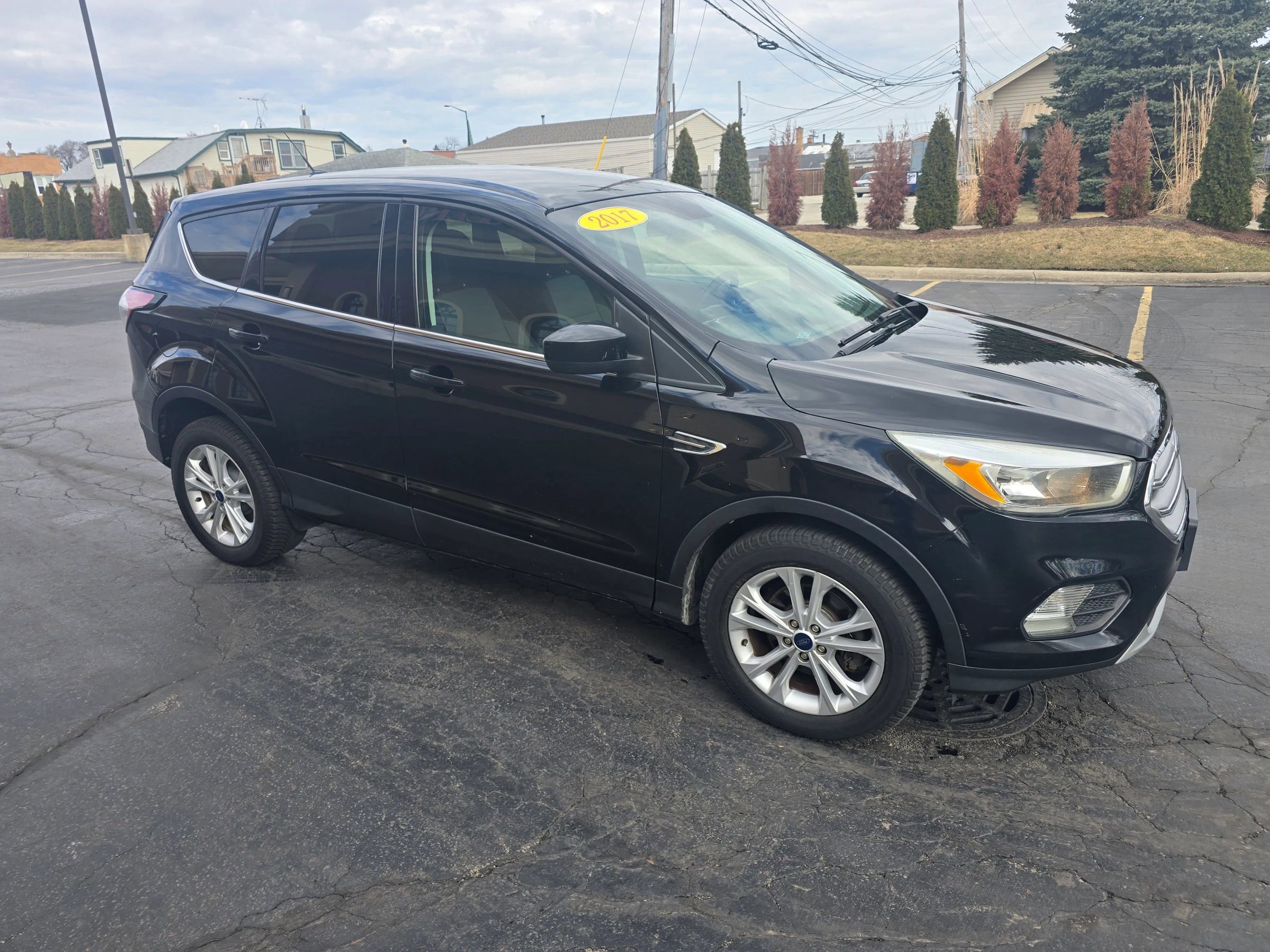 Used 2017 Ford Escape SE image 8