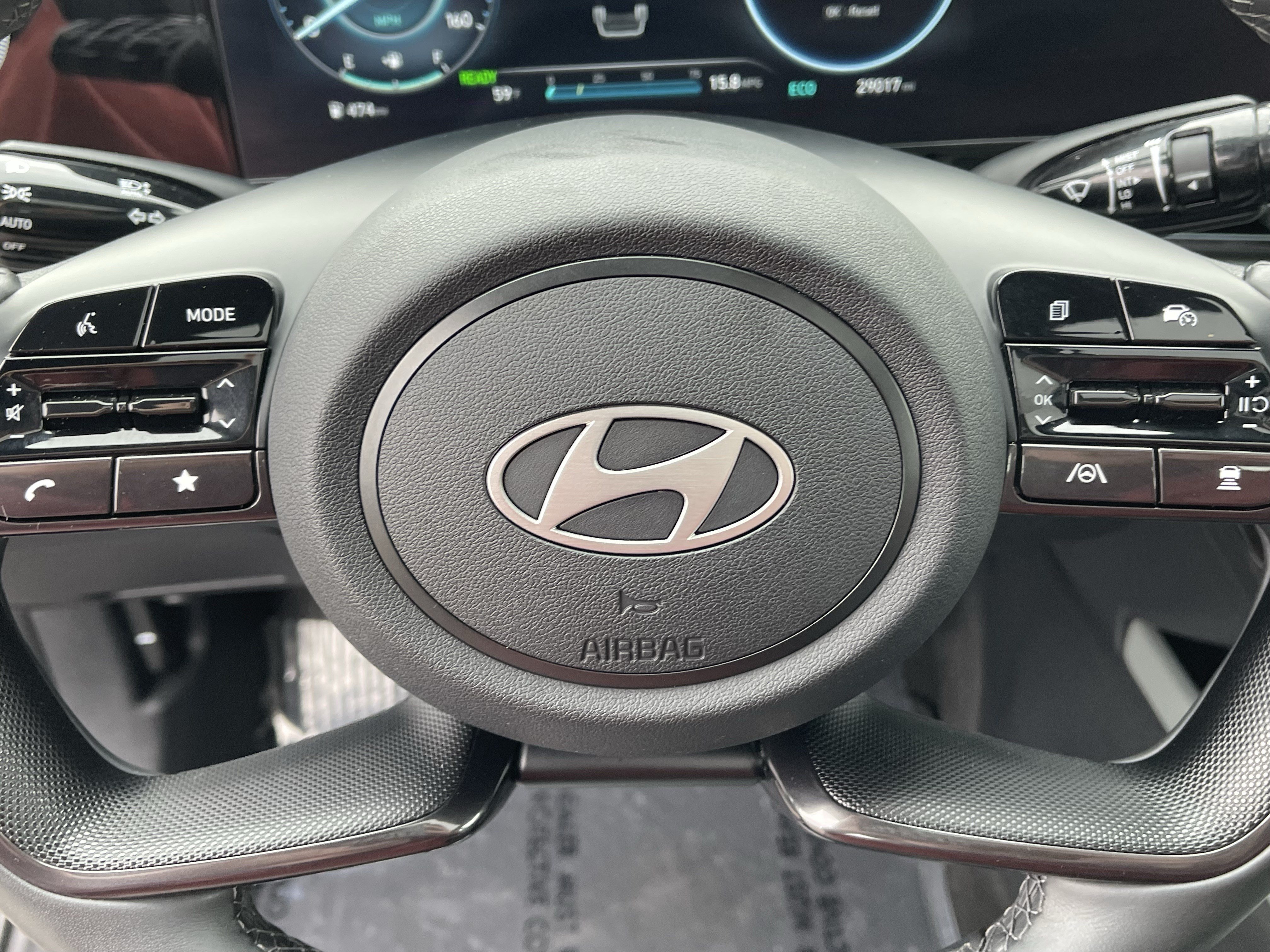 Used 2024 Hyundai Elantra Limited FWD image 22