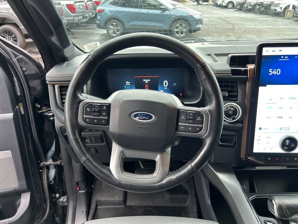 Used 2022 Ford F150 Lightning Lariat AWD/4WD image 16