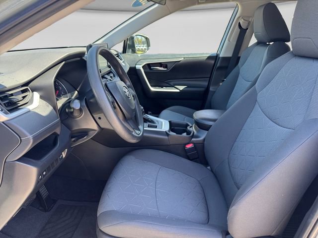 Used 2020 Toyota RAV4 XLE w/ Convenience Package AWD/4WD image 11