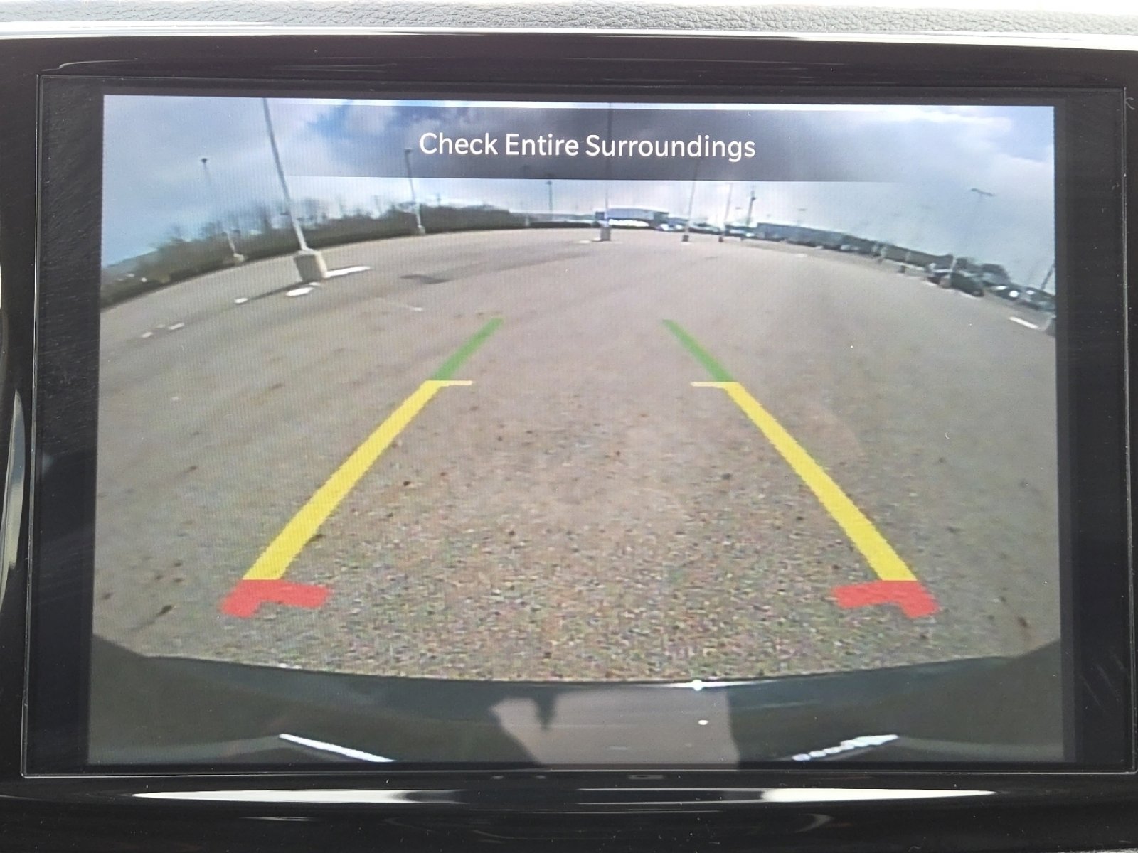 Used 2024 Chrysler Pacifica Touring-L image 9