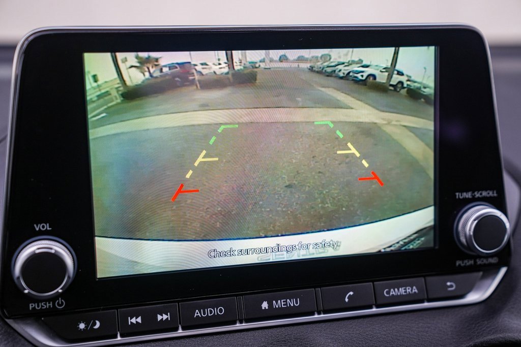 Used 2025 Nissan Sentra SV w/ All-Weather Package image 22