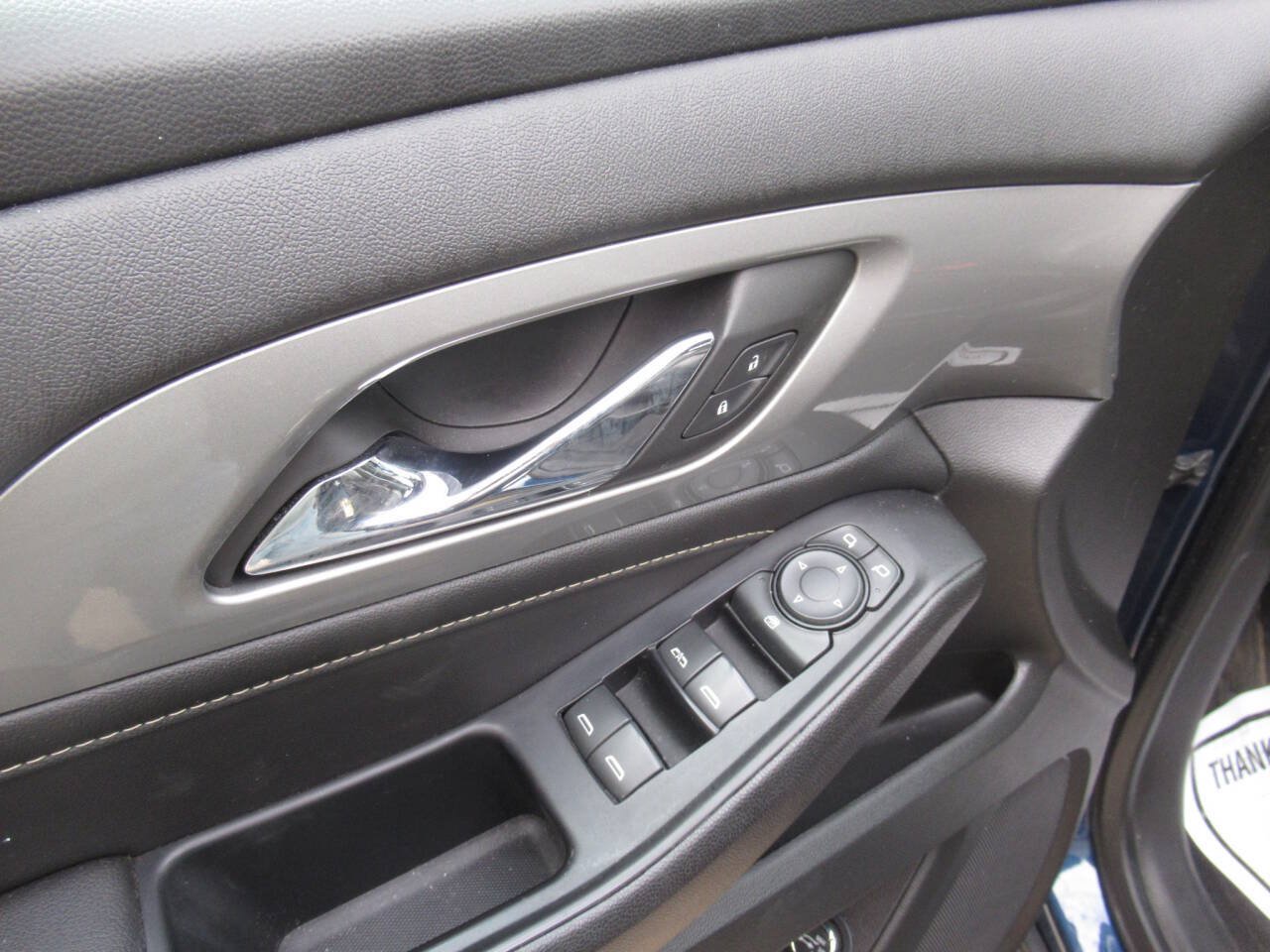 Used 2023 Chevrolet Traverse LT w/ LPO, Floor Liner Package AWD/4WD image 20