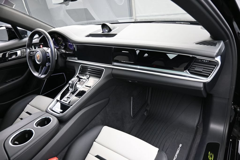 Certified 2023 Porsche Panamera 4S AWD/4WD image 32