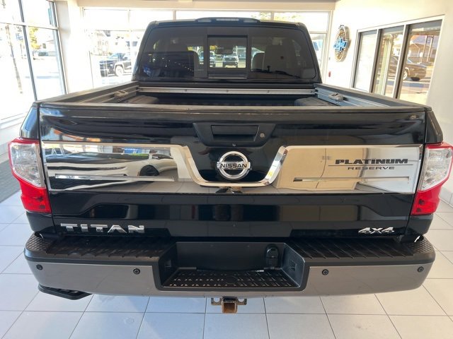 Used 2018 Nissan Titan Platinum Reserve image 5