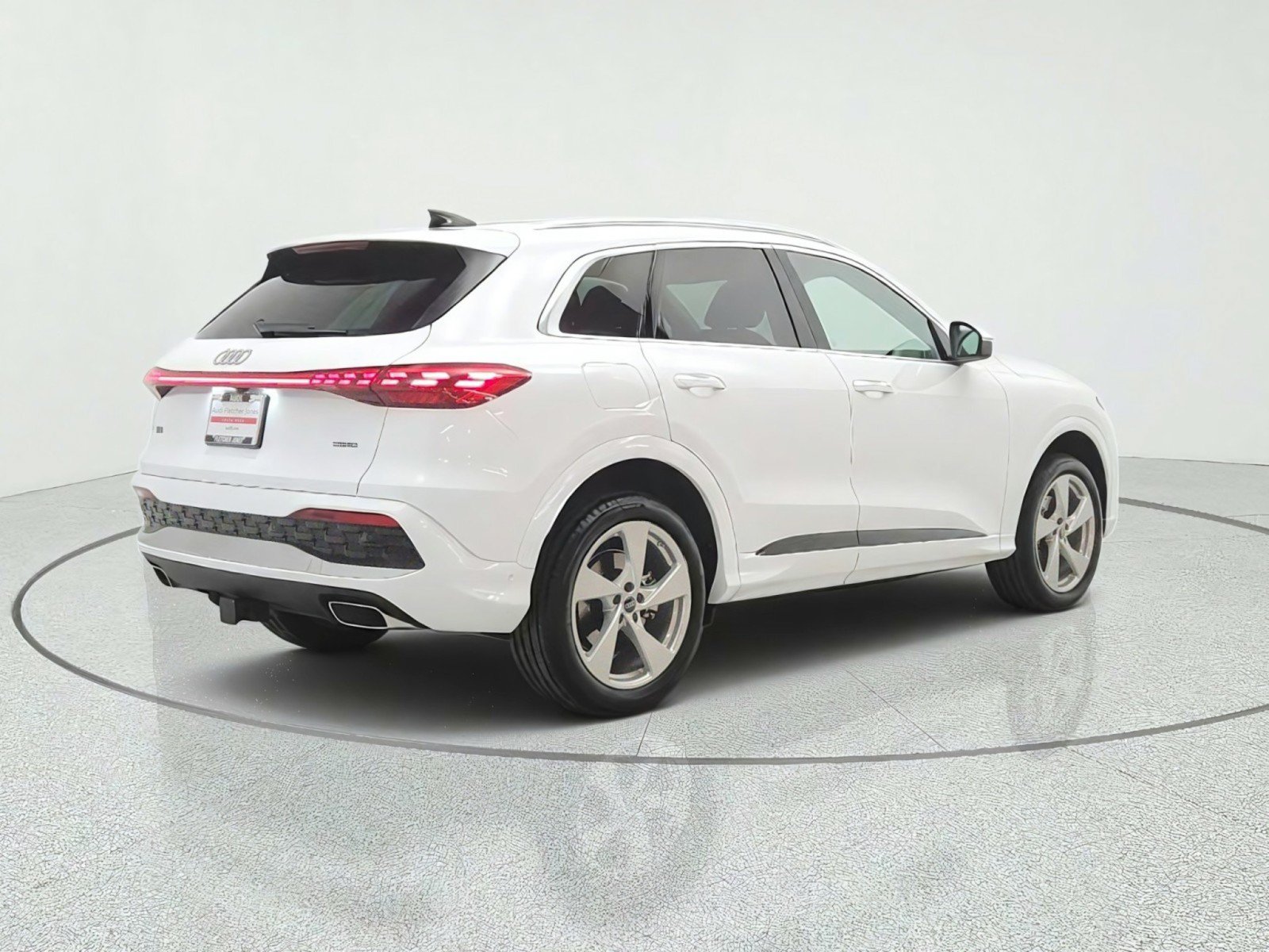 Used 2025 Audi Q5 Premium Plus w/ Premium Plus AWD/4WD image 5