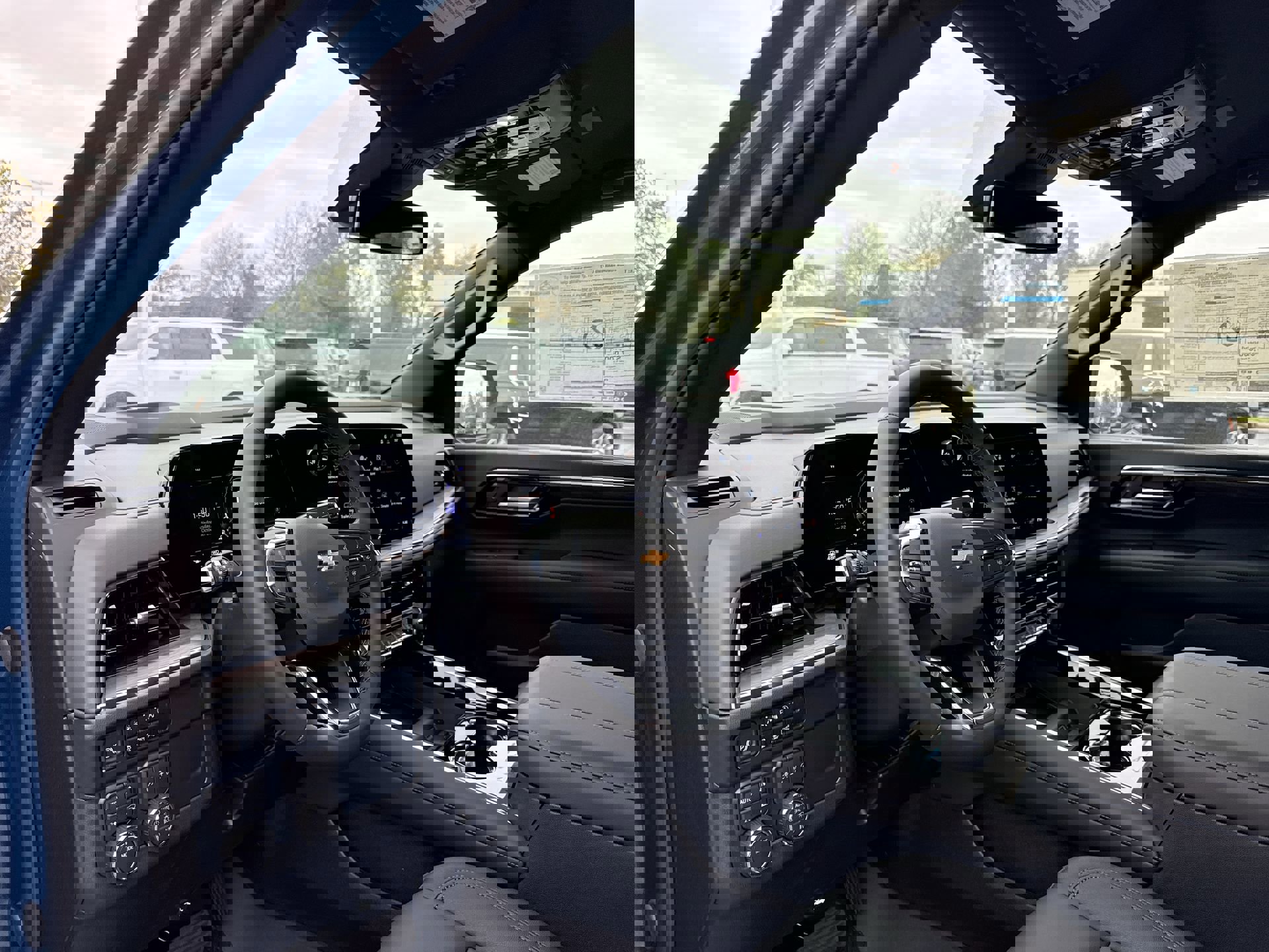 New 2026 Chevrolet Suburban LT w/ Comfort Package image 44