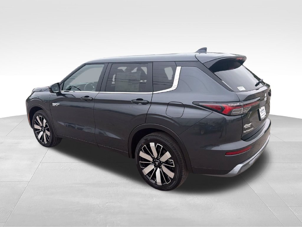New 2026 Mitsubishi Outlander SE AWD/4WD image 3