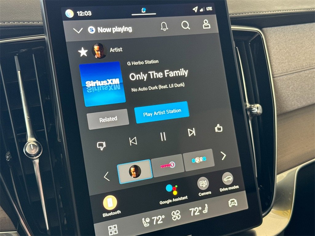 New 2026 Volvo XC90 B6 Plus w/ Protection Package Premier image 18