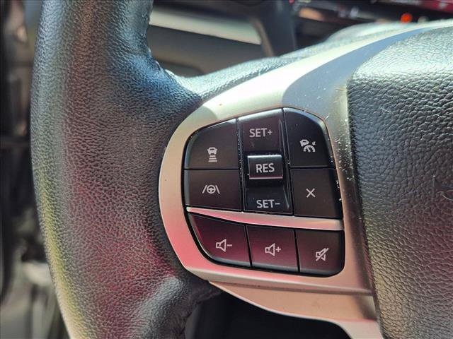 Used 2022 Ford Explorer XLT w/ Equipment Group 202A RWD image 13