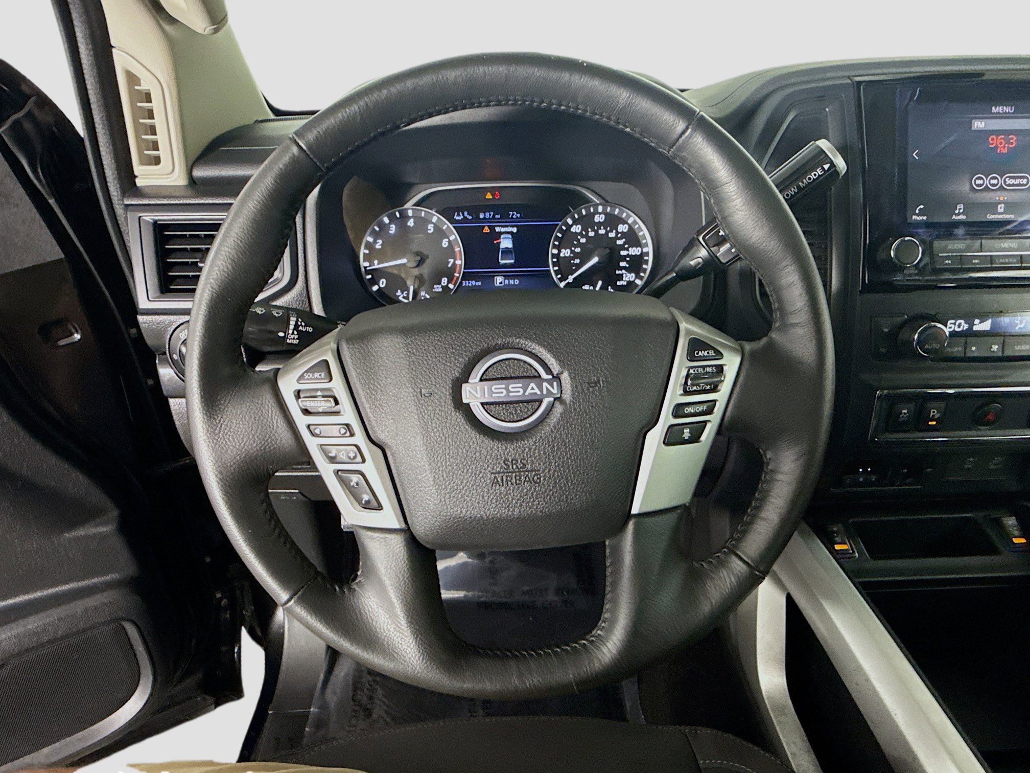 Used 2024 Nissan Titan SV w/ SV Convenience Package image 13