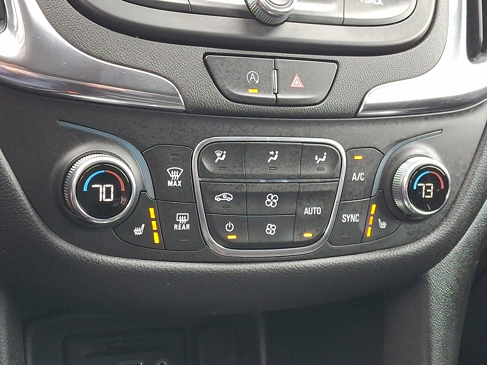 Certified 2022 Chevrolet Equinox LT FWD image 16