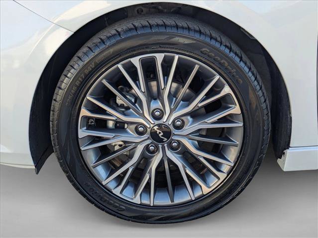 Used 2022 Kia Forte GT-Line w/ GT-Line Technology Package image 24