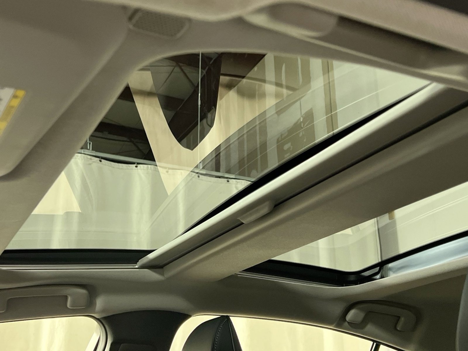 Used 2024 Toyota Prius XLE image 24