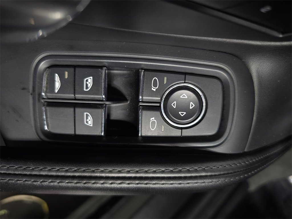 Used 2019 Porsche 911 Turbo image 21