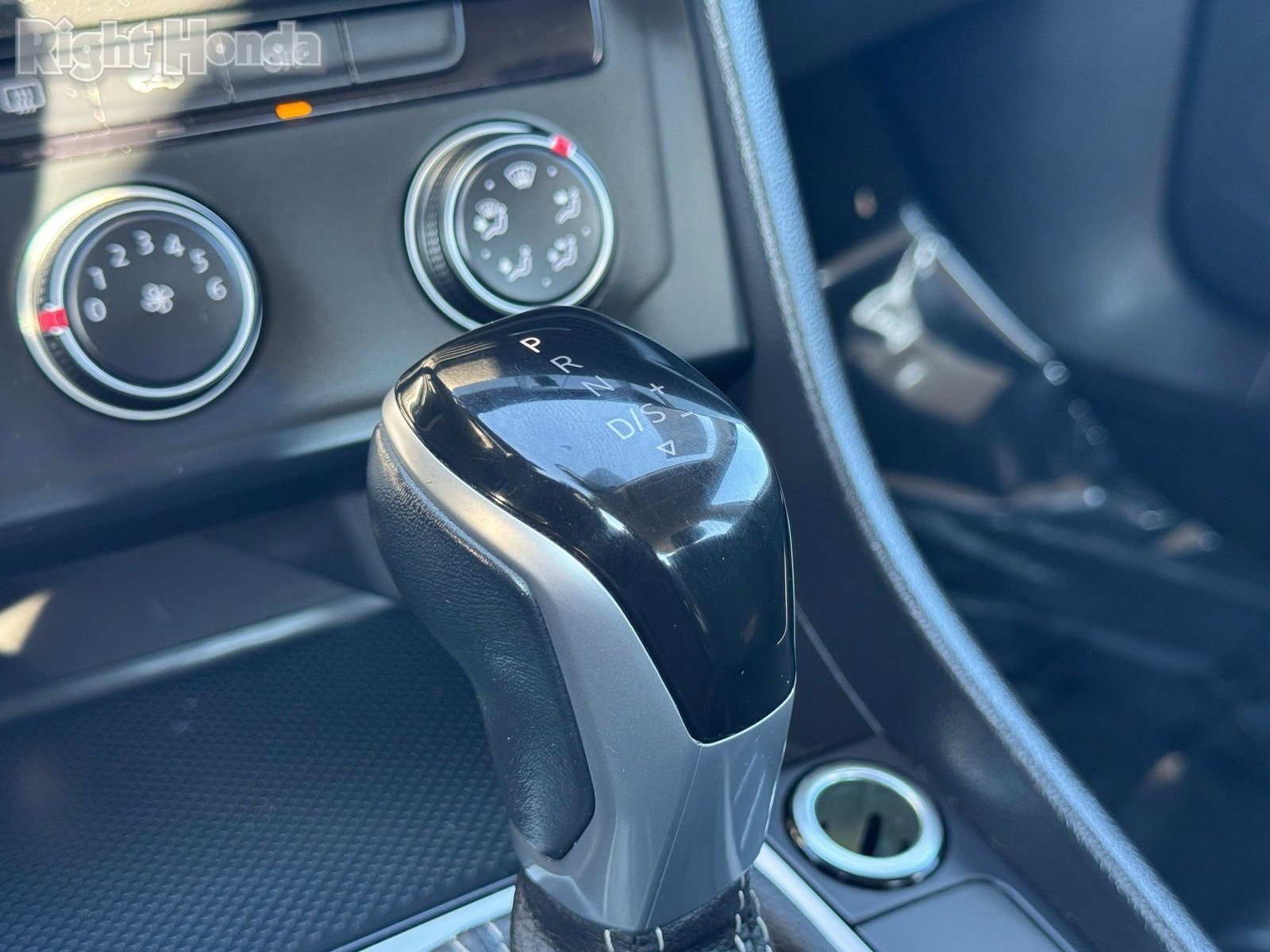 Used 2024 Volkswagen Jetta S image 21