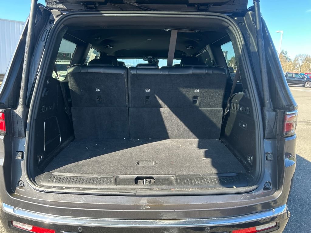 Used 2022 Jeep Wagoneer Series III w/ Convenience Group I image 35