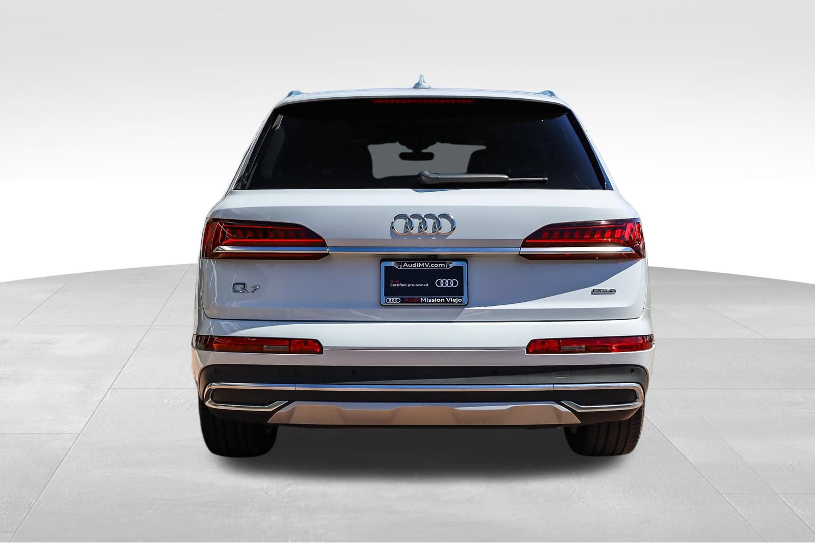 Certified 2023 Audi Q7 2.0T Premium w/ Convenience Package AWD/4WD image 6