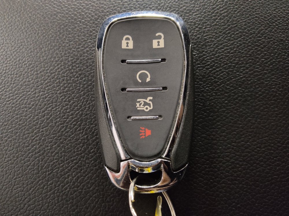 Used 2025 Chevrolet Malibu LS FWD image 32