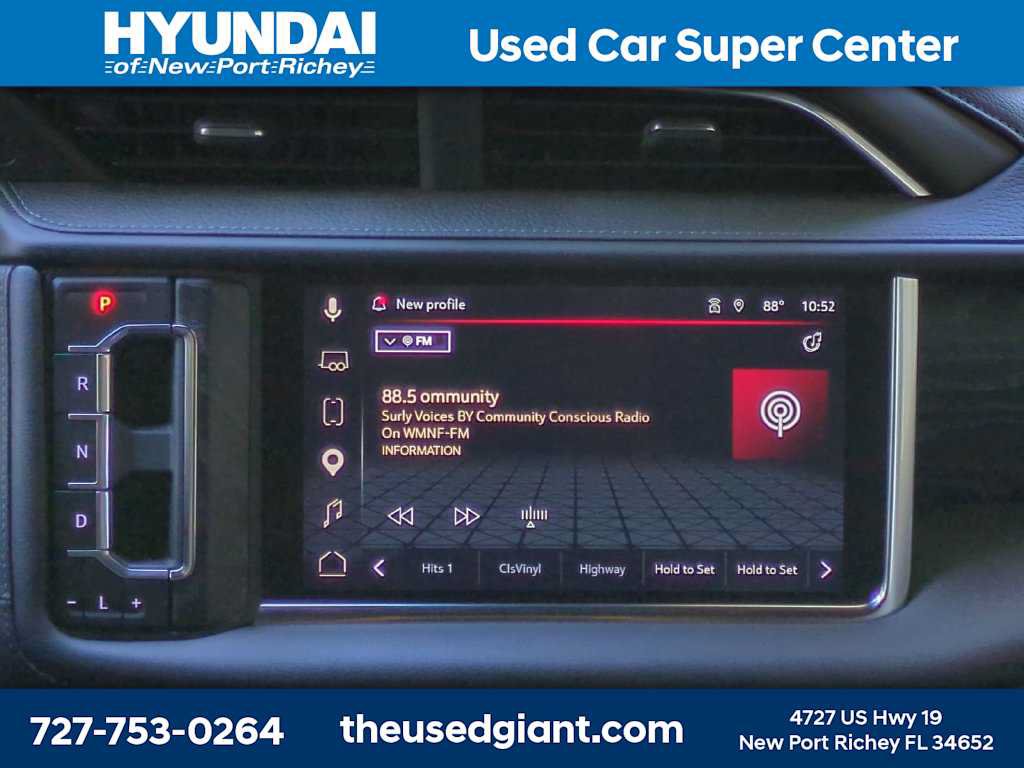 Used 2024 GMC Yukon XL Denali w/ Advanced Technology Package AWD/4WD image 21