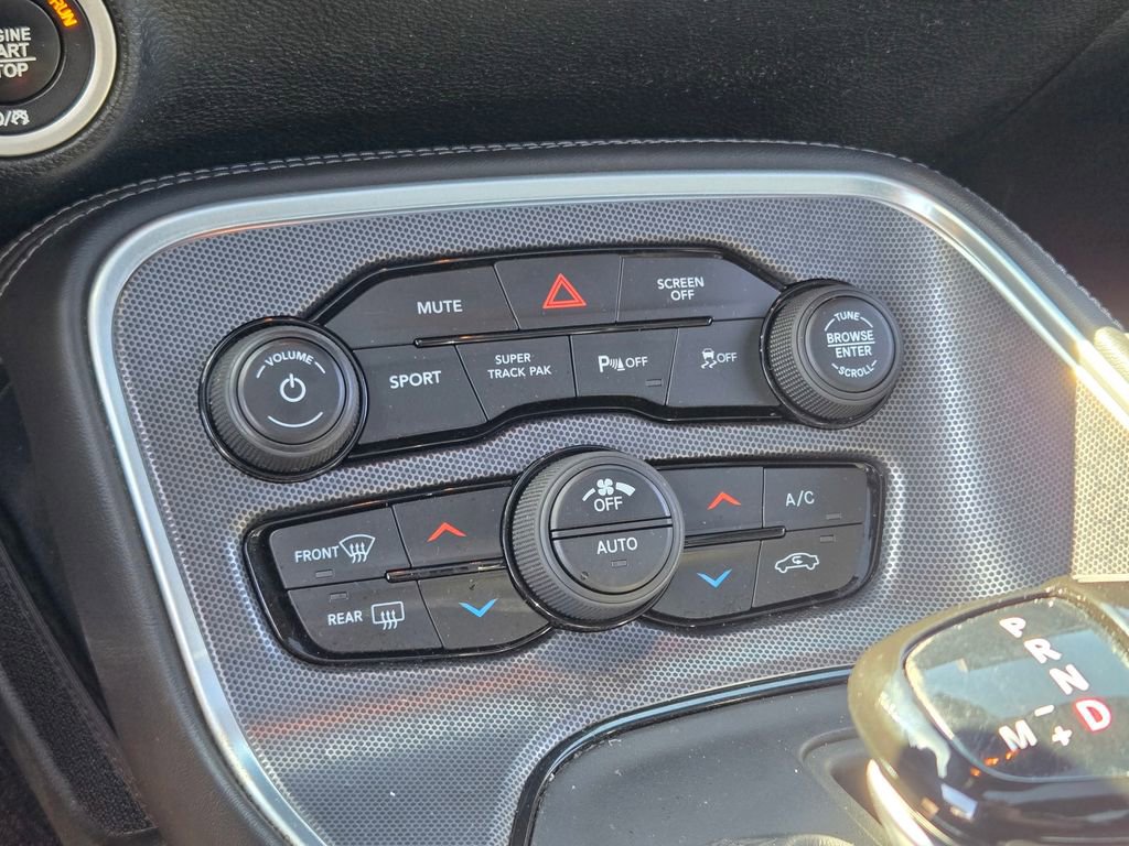 Used 2017 Dodge Challenger GT AWD/4WD image 32
