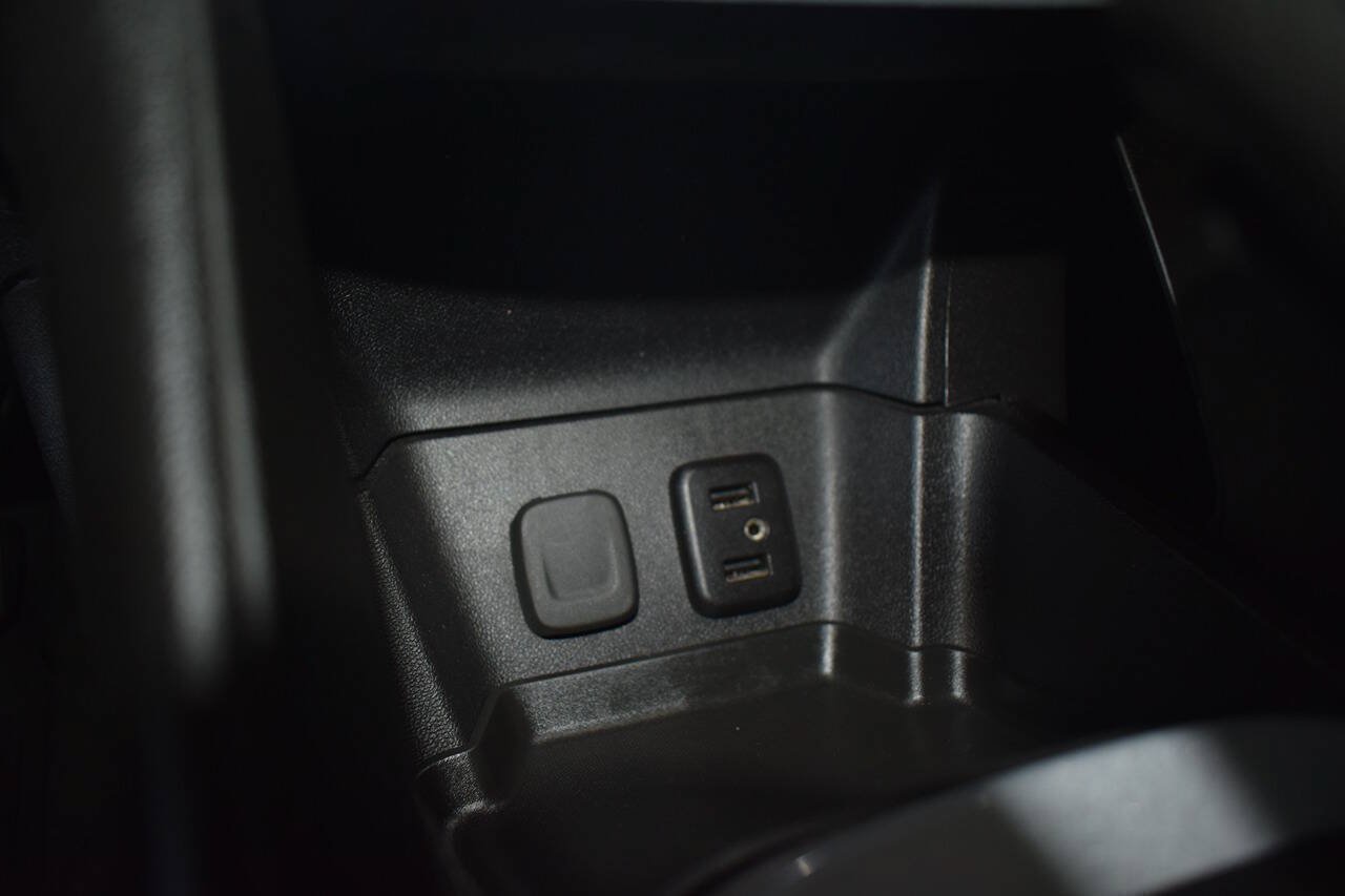 Used 2018 Chevrolet Volt LT FWD image 26
