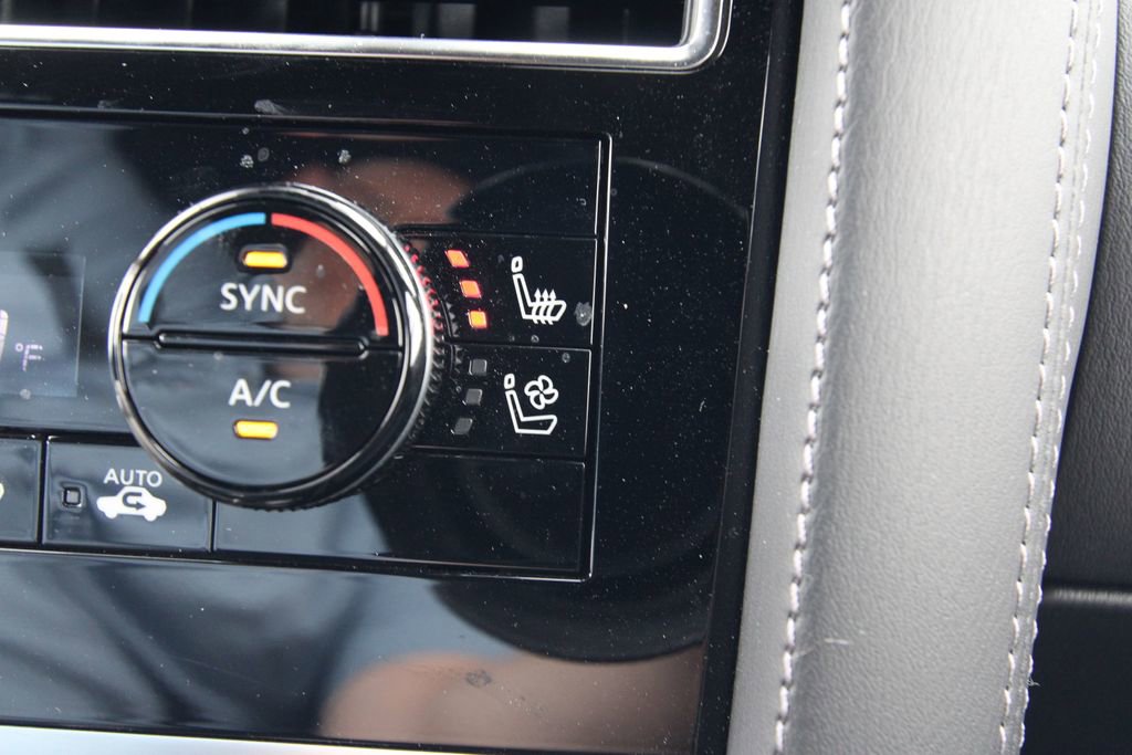 Used 2024 INFINITI QX80 Sensory AWD/4WD image 31