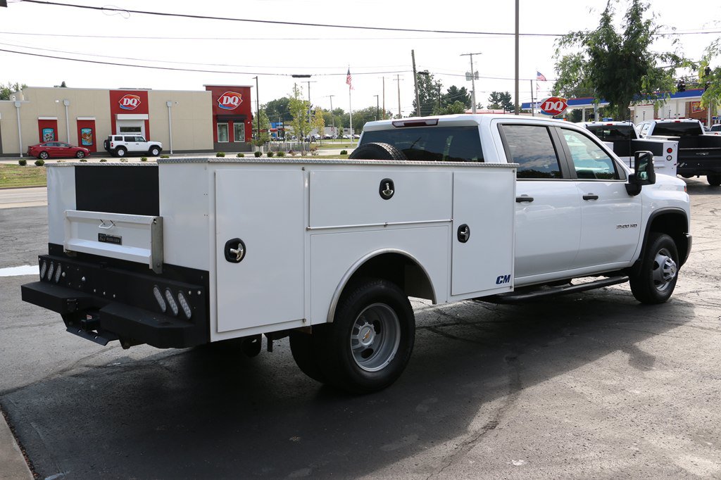Used 2025 Chevrolet Silverado 3500 W/T w/ WT Convenience Package AWD/4WD image 5