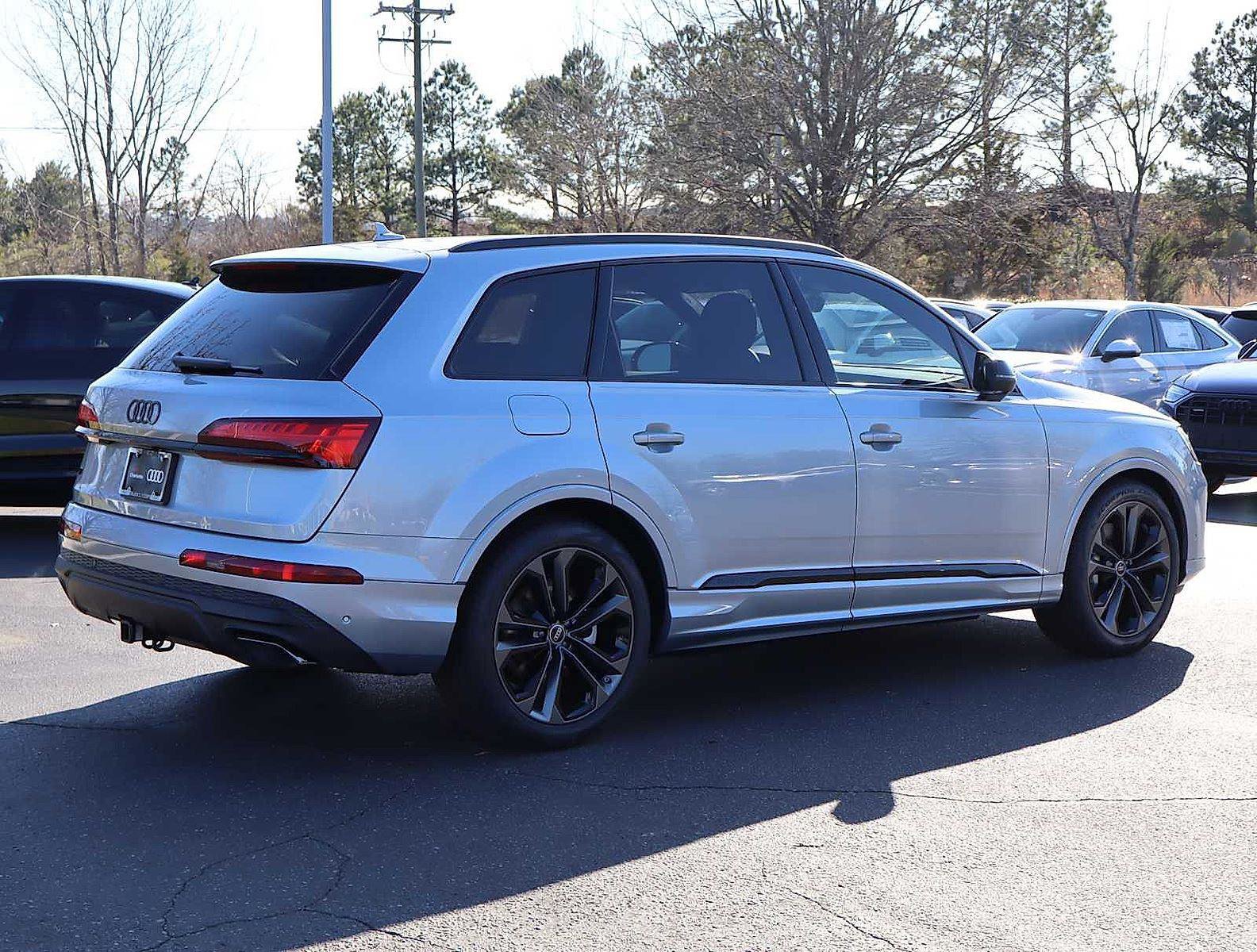 Used 2025 Audi Q7 3.0T Prestige w/ Prestige Package AWD/4WD image 5