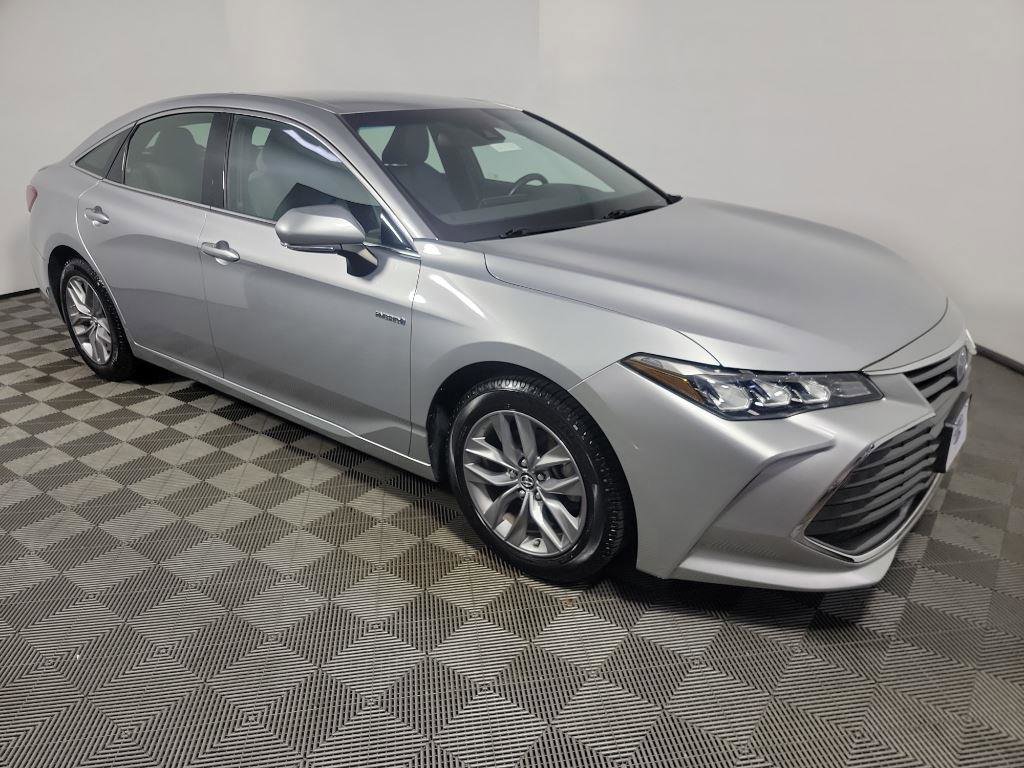 Used 2019 Toyota Avalon XLE w/ All Weather Liner Package image 1
