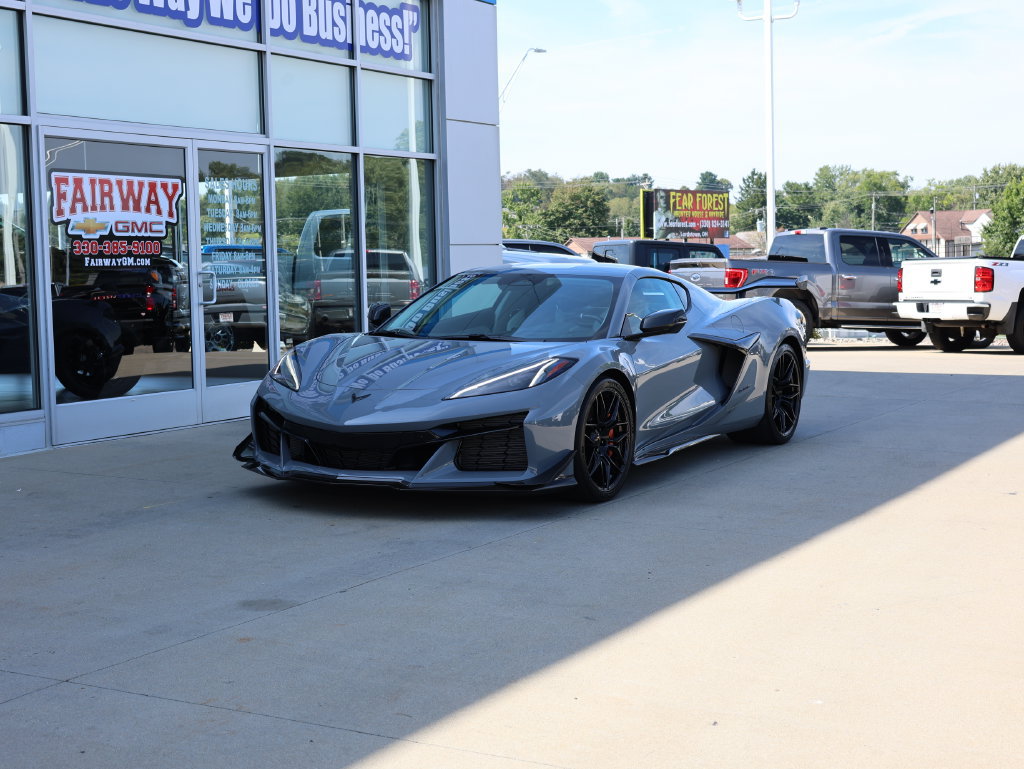 Used 2025 Chevrolet Corvette Z06 w/ Z07 Performance Package RWD image 6