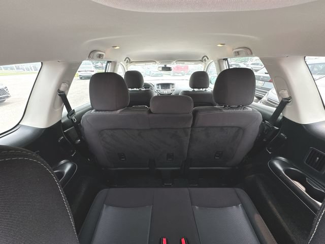 Used 2019 Nissan Pathfinder SV AWD/4WD image 19
