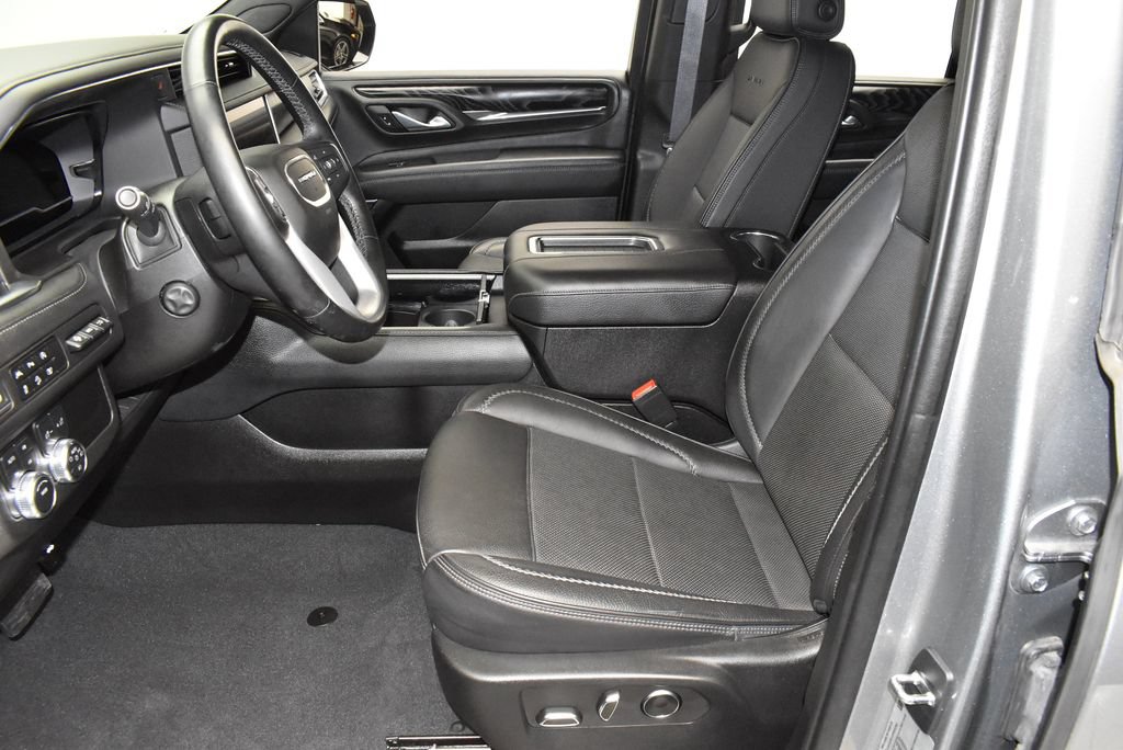 Used 2023 GMC Yukon Denali AWD/4WD image 14