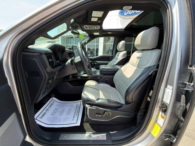 Used 2022 Ford F150 Lightning Platinum AWD/4WD image 27