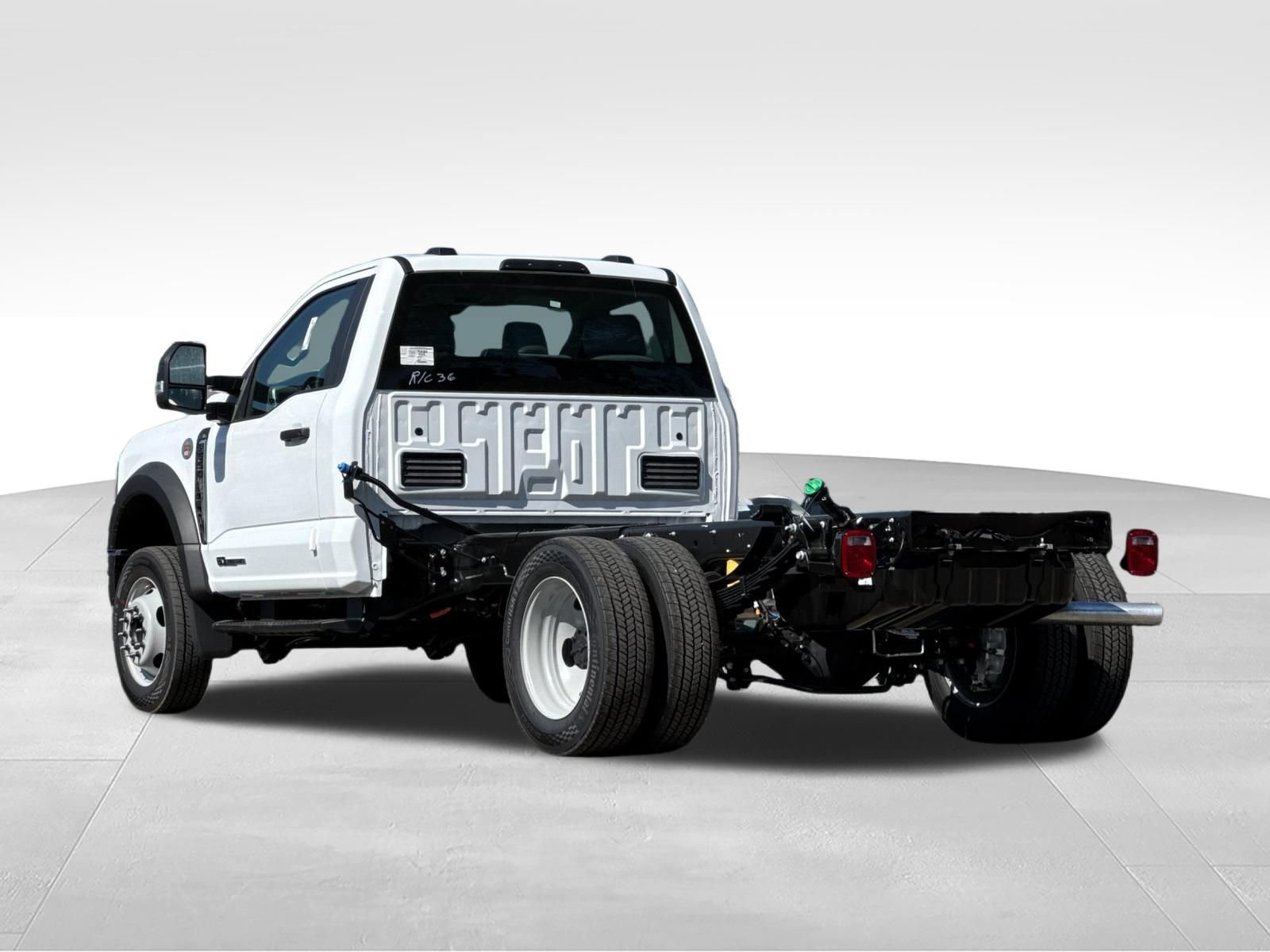 New 2026 Ford F550 2WD Regular Cab Super Duty w/ XL Chrome Package image 6
