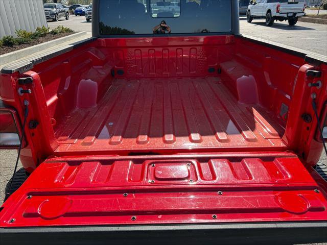 Certified 2023 Jeep Gladiator Rubicon w/ Cold Weather Group AWD/4WD image 33
