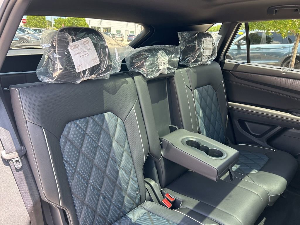 New 2025 Volkswagen Atlas Cross Sport SEL Premium R-Line image 46