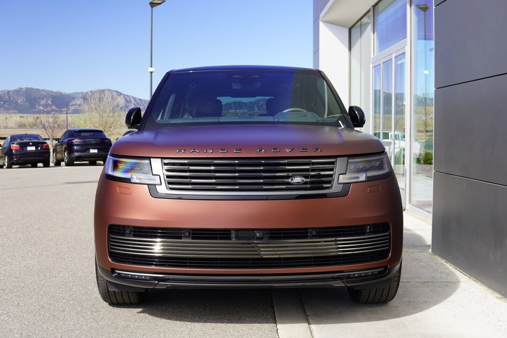 New 2026 Land Rover Range Rover SV image 5