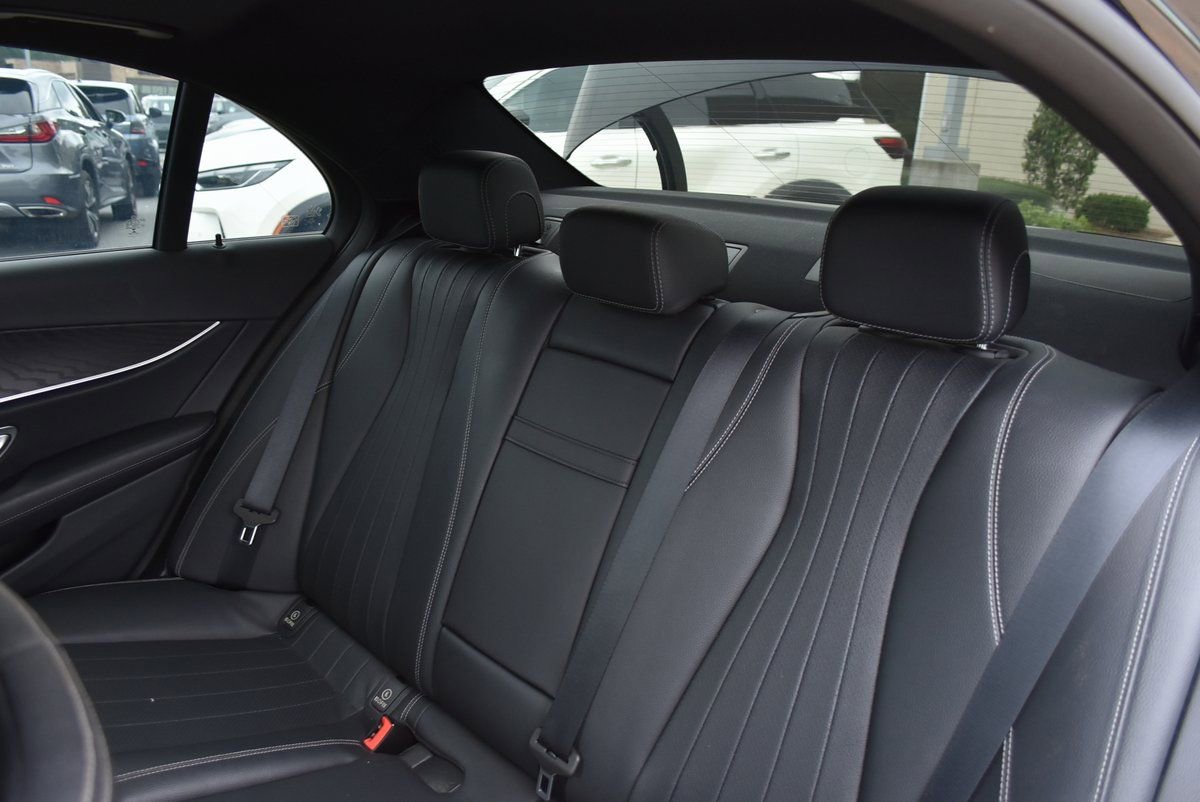 Used 2022 Mercedes-Benz E 350 Sedan w/ AMG Line Exterior image 29