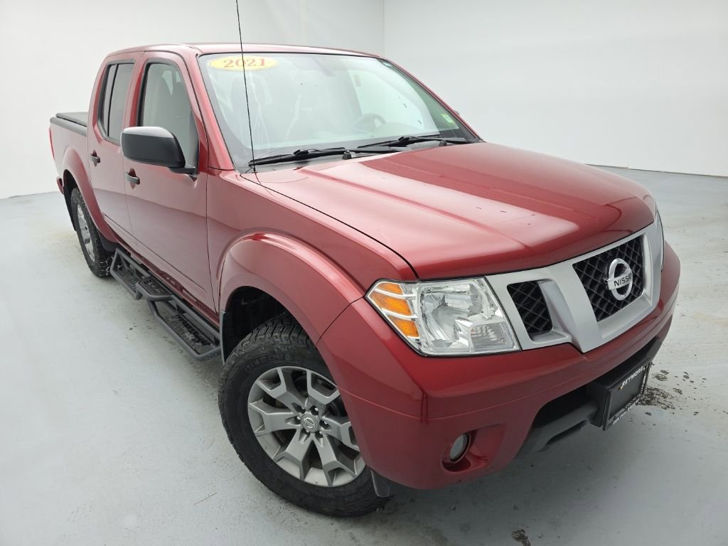 Used 2021 Nissan Frontier SV image 2
