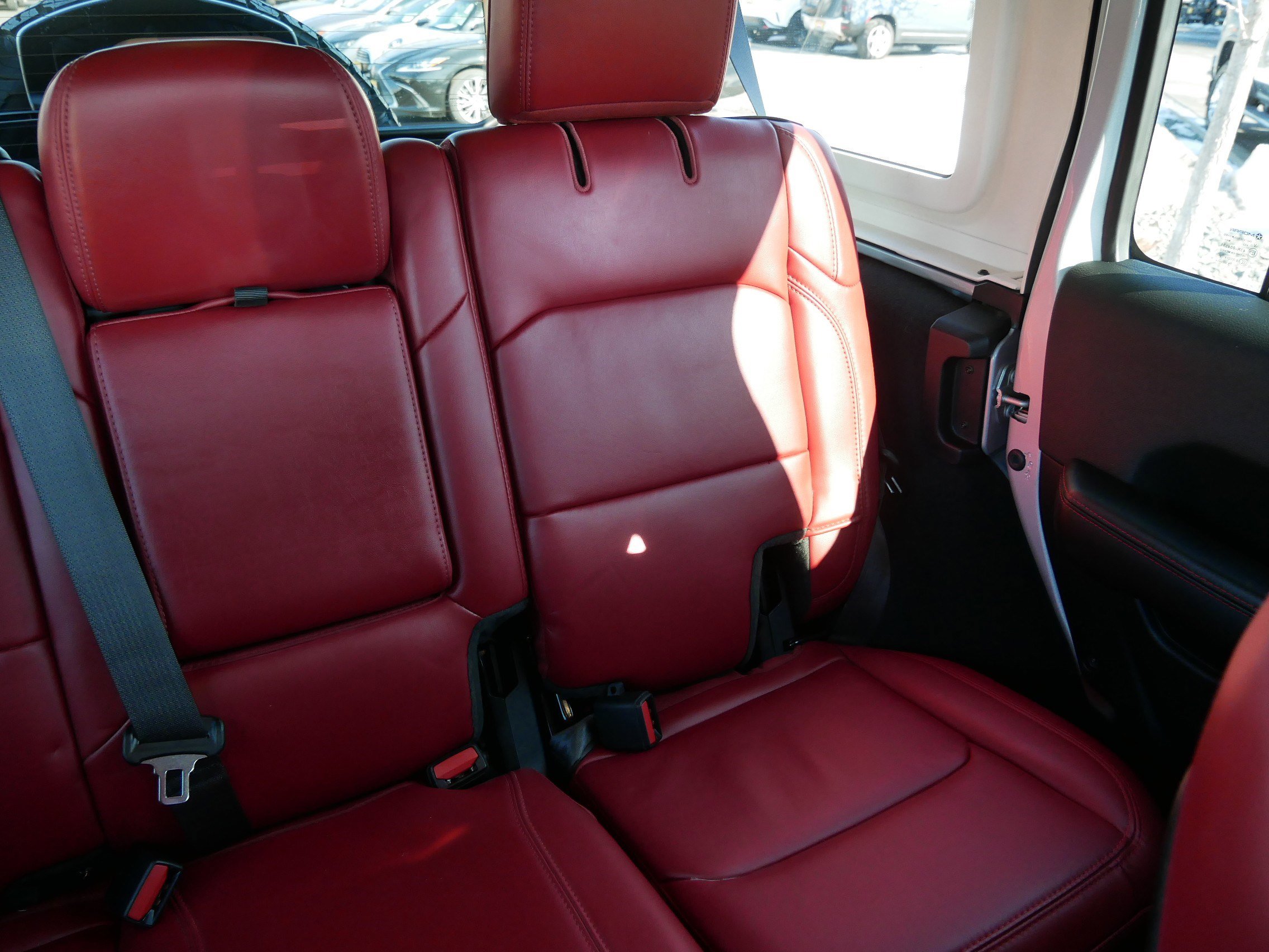Used 2024 Jeep Wrangler Unlimited Rubicon 392 image 14