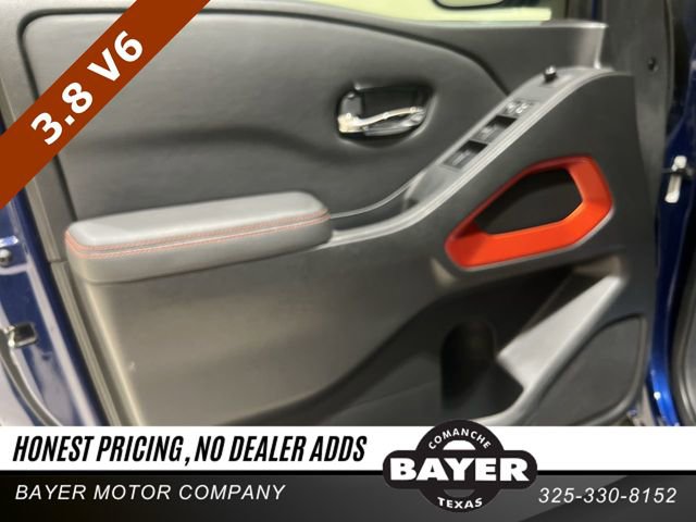 Used 2022 Nissan Frontier Pro-X w/ Technology Package image 21